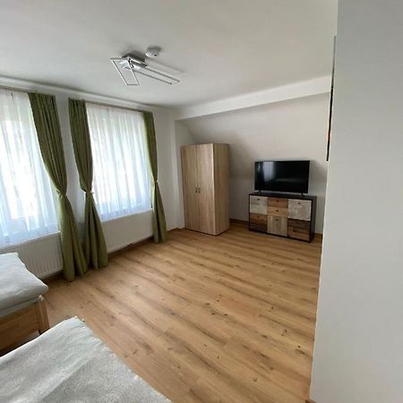 Private Zimmer Hoap Leoben  Ngoại thất bức ảnh