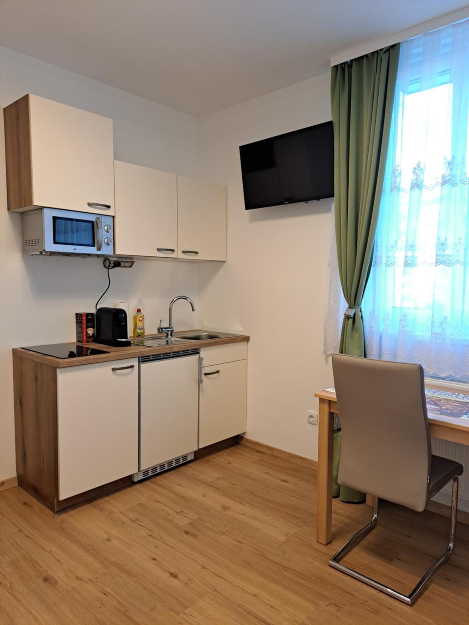 Private Zimmer Hoap Leoben  Ngoại thất bức ảnh